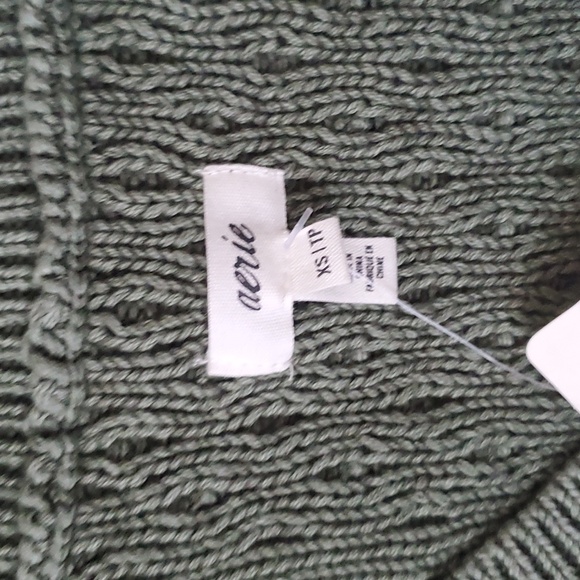 Aerie green cable knit vneck pullover sweater size XS - Picture 4 of 16